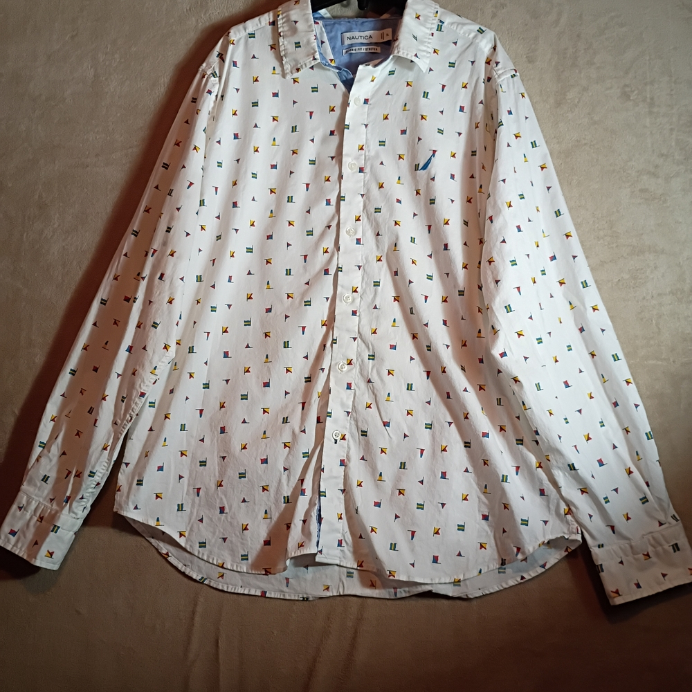 Nautica Shirt Mens XL Flag Print Button Down Classic Fit Stretch  Long Sleeve